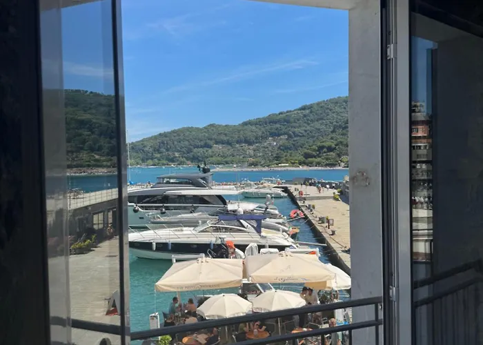 Finestra Sul Mare Di Maury Апартаменты